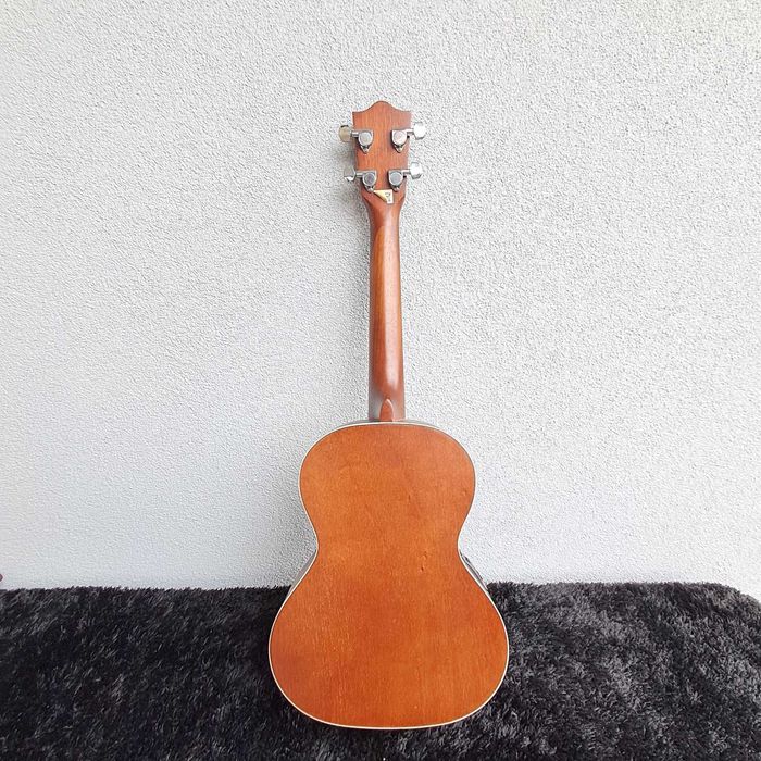 Ukulele Lanikai MA-S Soprano em mogno c/ mala rígida