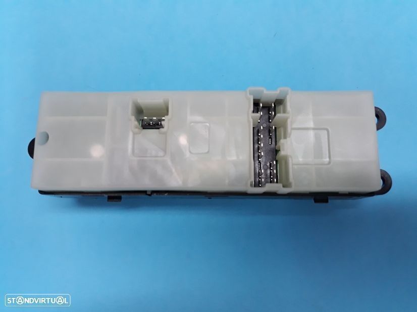Comando interruptor botão dos vidros Nissan Qashqai  / Navara D40  NOVO