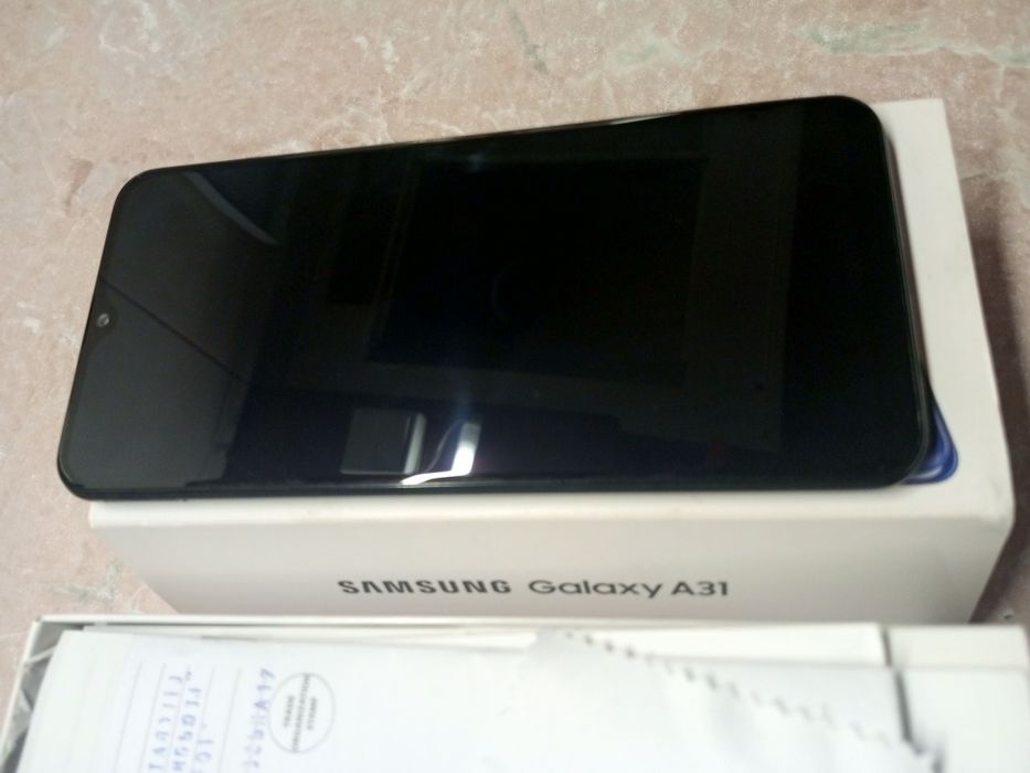 Самсунг А30s, телефон