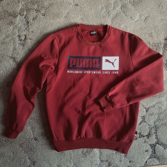 Червоний світшот від Puma