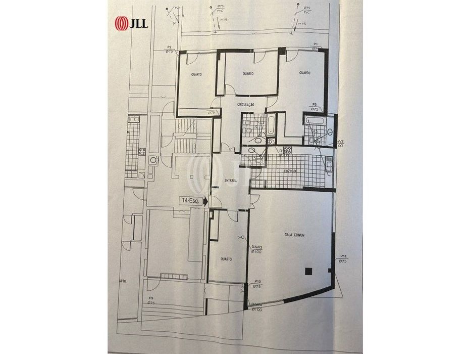 Apartamento T4, com terraço e estacionamento, em Lisboa