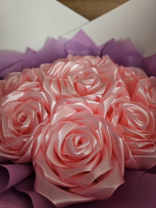 Троянди з атласної стрічки / Букет ручної роботи / Подарунок