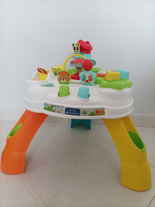 Mesa de actividades64551121224578121