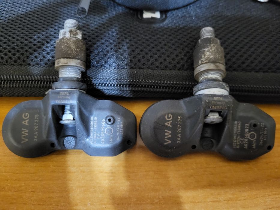 Продам Датчики давления в шинах на Passat для WV групп
