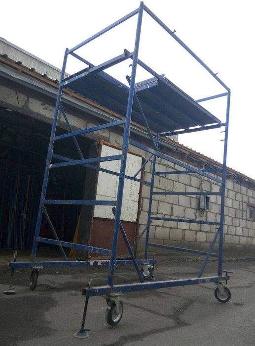 Вишка тура пересувна збірно-розбірна