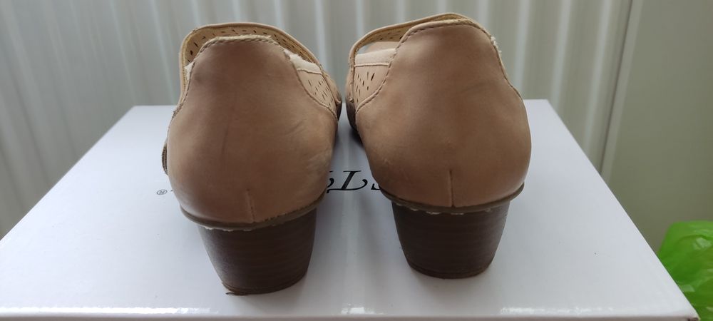 Buty Easy Street, roz. 4,5  skórzane