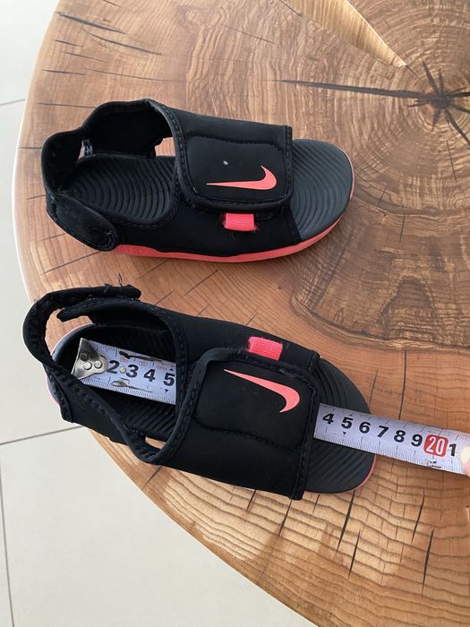Sandałki dziecięce NIKE rozm. 27