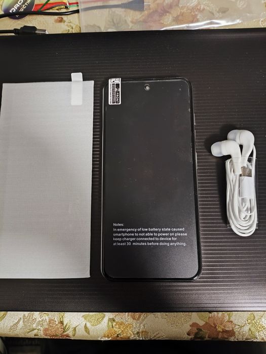 Новий смартфон Android 12. 8/256 гб