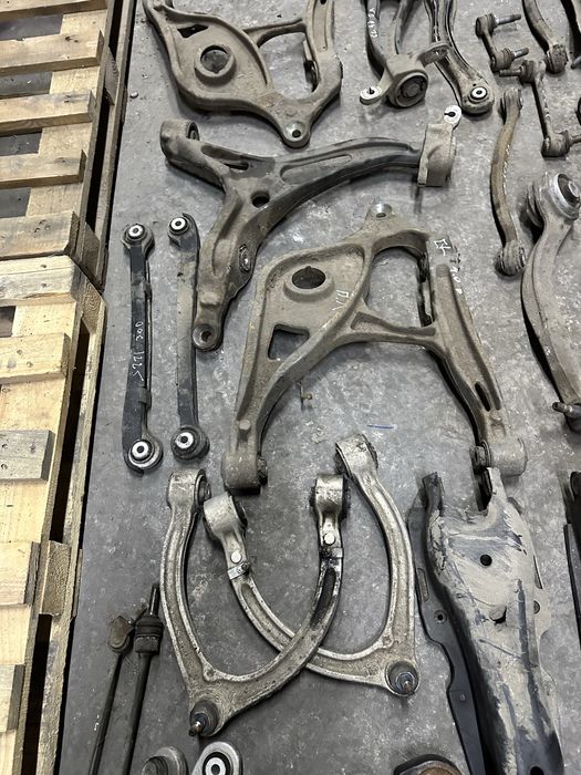 Важіль підвіски Мерседес W222,221,212,204,164 Ричаг подвески Mercedes