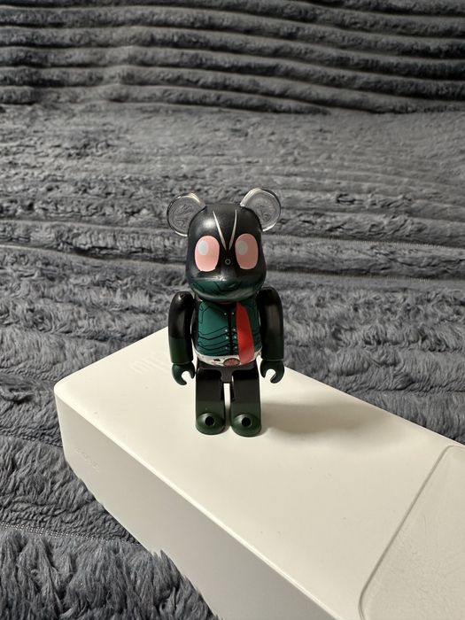Bearbrick Kamen Rider (100%)