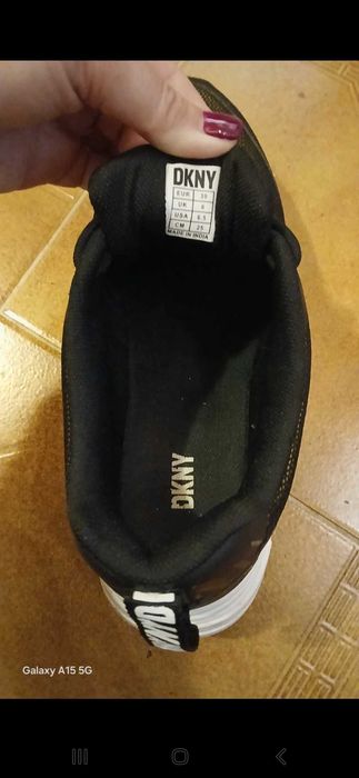 Sapatilhas DKNY pretas