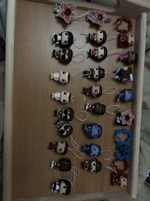 очень странные дела фигурки