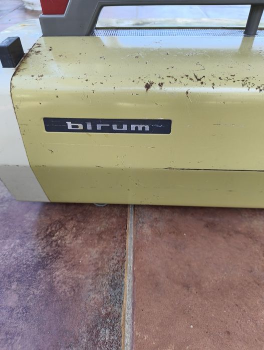 Antiguidade Aspirador anos 70/80 Birum