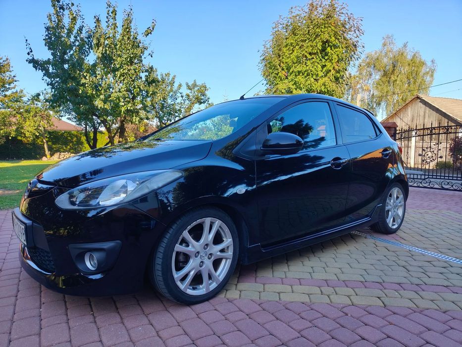 Mazda 2