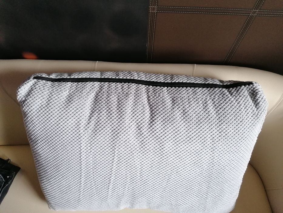 Poduchy, poduszki-2 sztuki