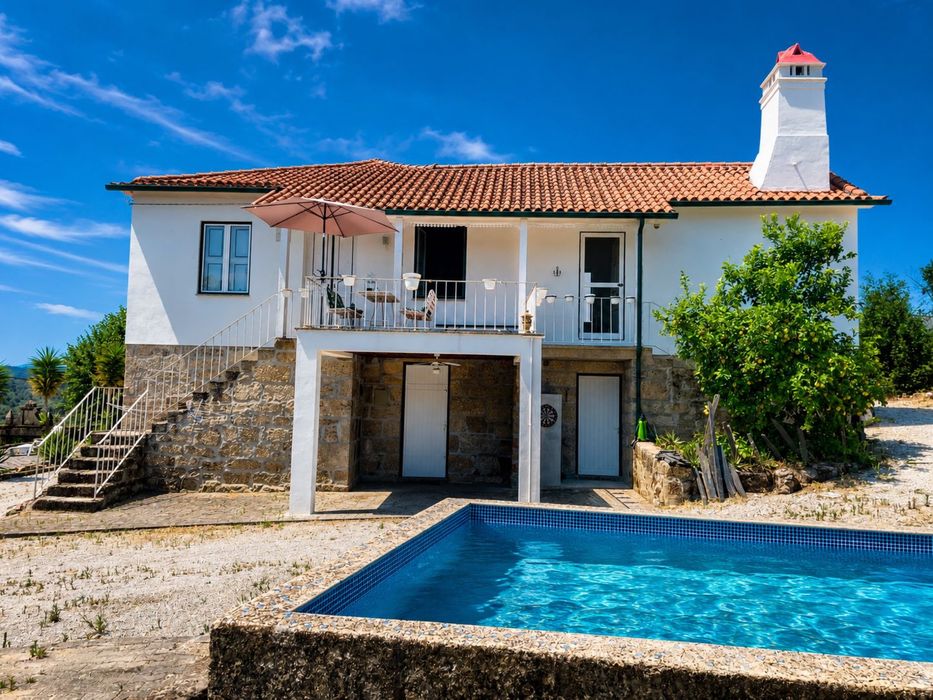 Exceptional Countryhouse Property with Panoramic Mountain Views