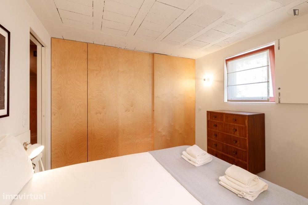 Apartamento com 1 quartos - localizado em Miragaia Porto