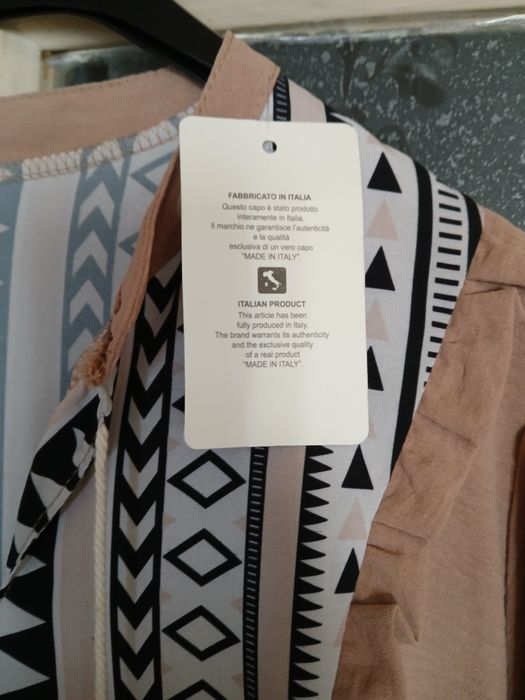 Vestido outonal novo