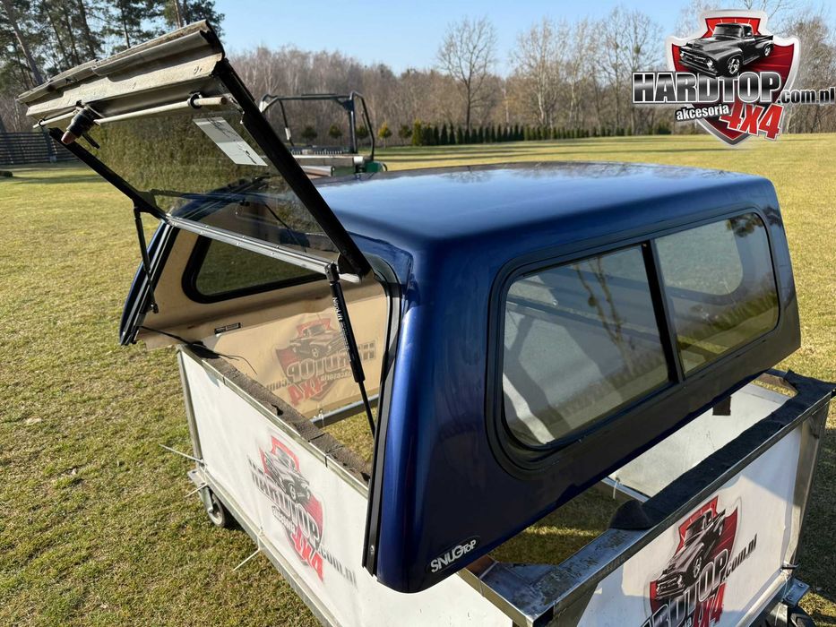 Zabudowa Paki Nissan Navara Snugtop D22 Hardtop Pick-Up