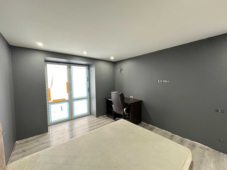 Велика 3 кімнатна квартира ЖК Веселка Річкова