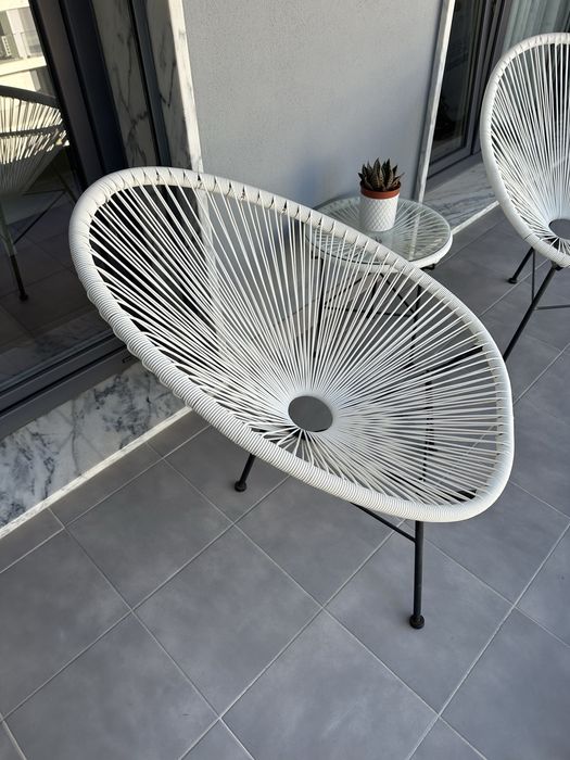 Conjunto 2 cadeiras e mesa exteriores