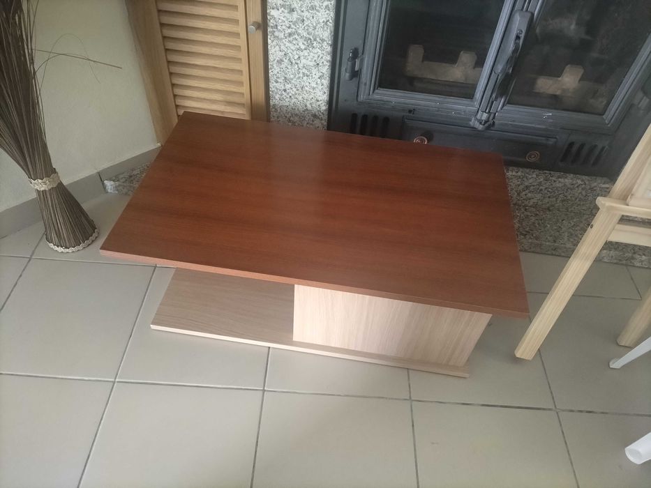 2 Móveis tv( conjunto) + mesa centro e estante.