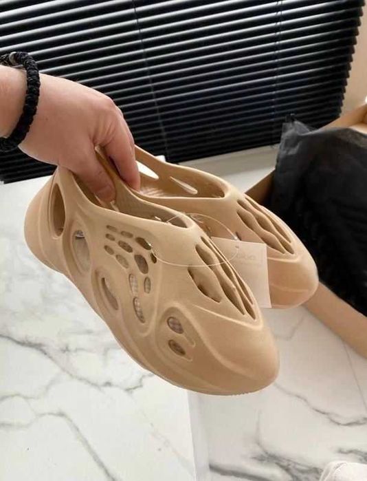 (1383+1396+1424+1439+1440) Кросівки Adidas Yeezy Foam Runner (39-42) адідас