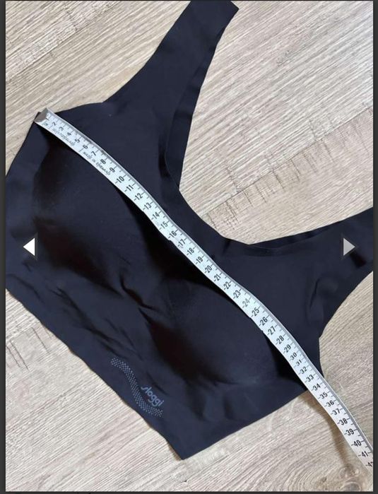 Безшовний бюзгалтер