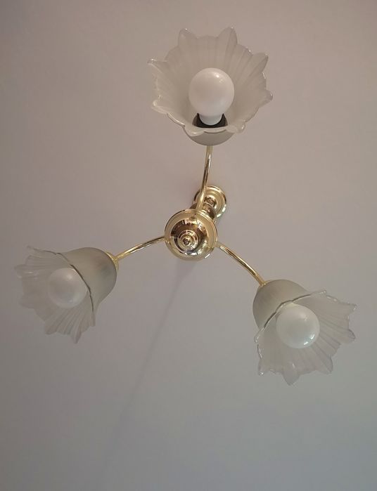 Żyrandol lampa wisząca trzy klosze