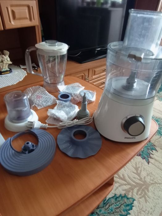 Комбайн кухонный Филипс новый