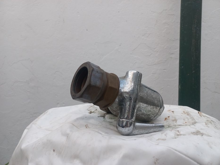 Peça autoclismo antigo