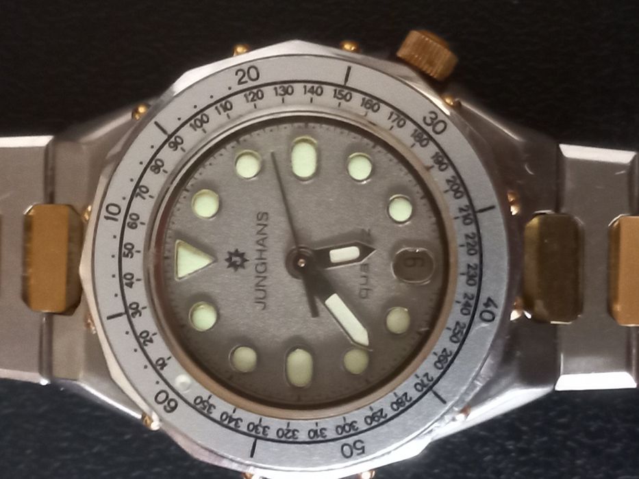 Zegarek damski kwarcowy