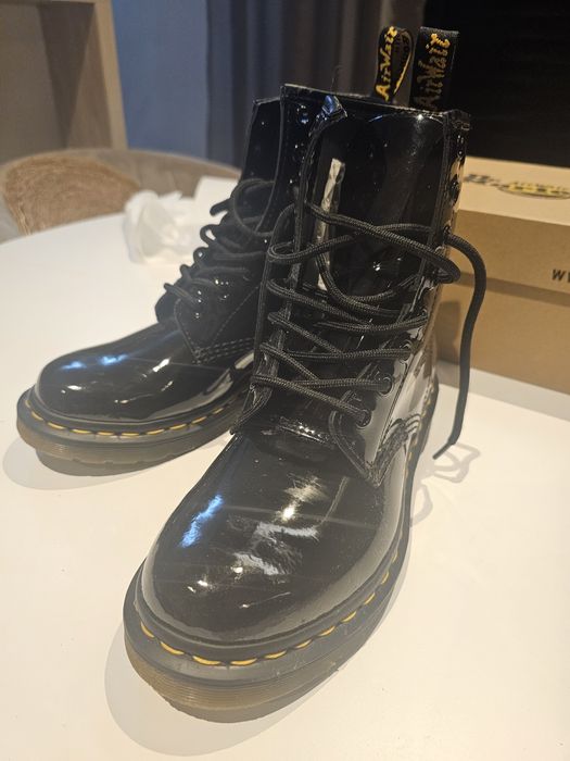 Dr Martens 1460 w, czarne glany damskie, rozmiar 38