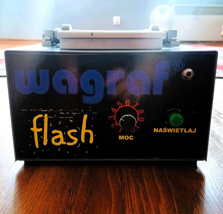 Wagraf Flash MQ B1409. Urządzenie do produkcji pieczątek itp.