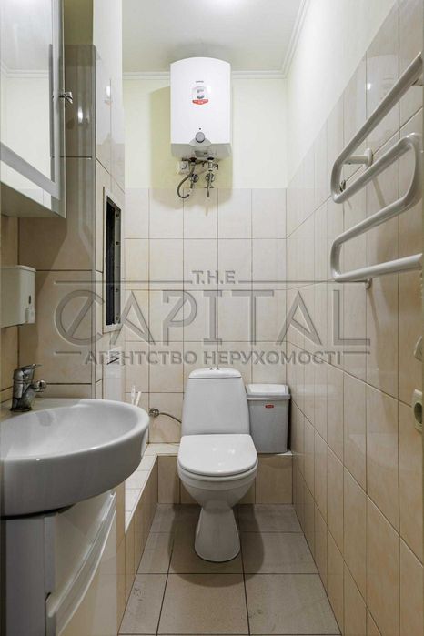 Продаж офісу, вул. Оболонська, метро Тараса Шевченка