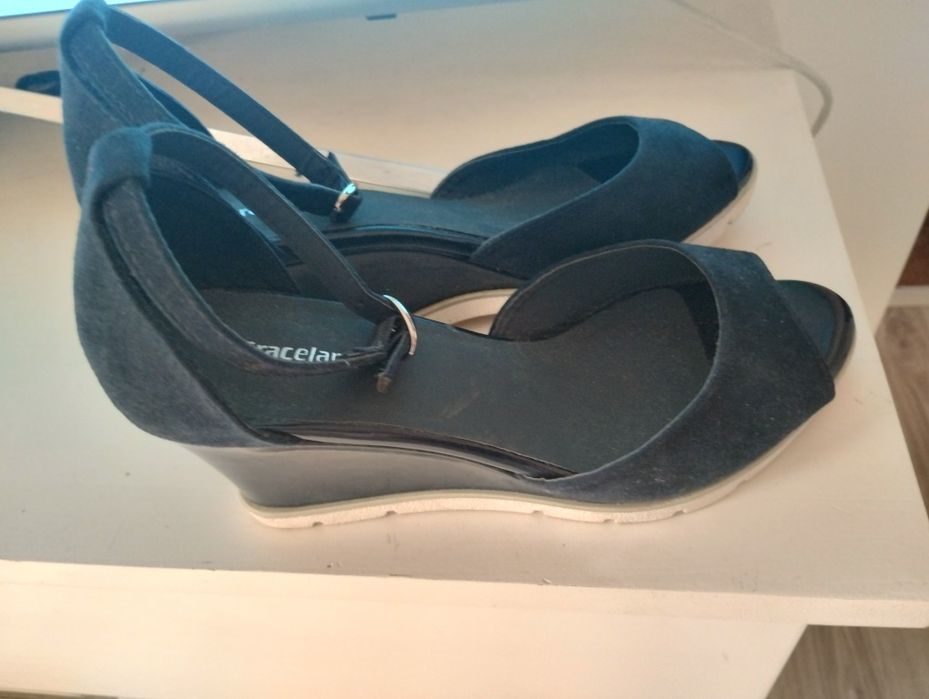 Buty czarne damskie na koturnie rozmiar 38 Graceland czarne