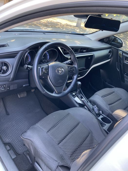 Продал Тойту Короллу