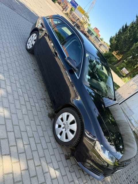 AUDI A4B8 2011r 2.0 tdi
