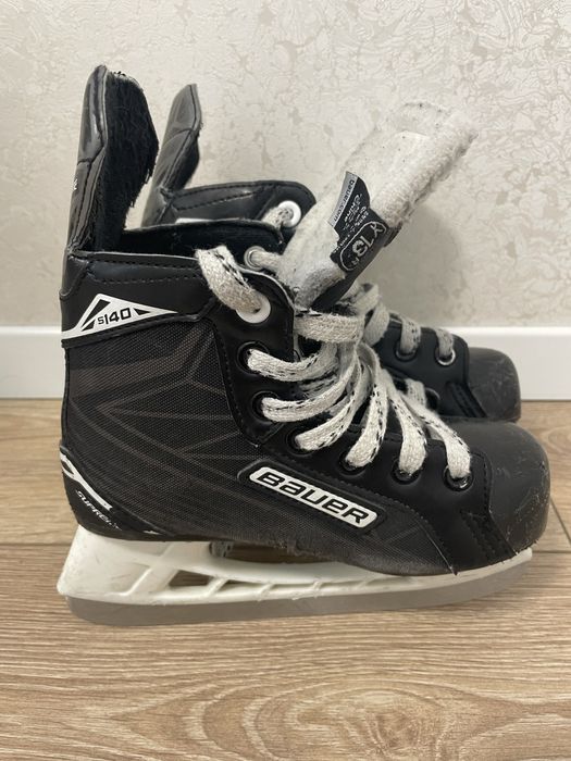 Ковзани хокейні Bauer Supreme X140