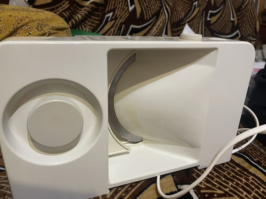 Електричний слайсер Ismet