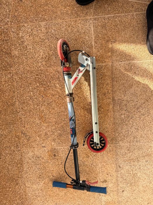 Trotinete dobrável usada – funcional