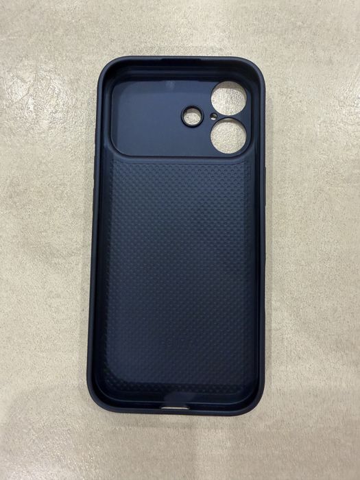 Чохол на iPhone 17