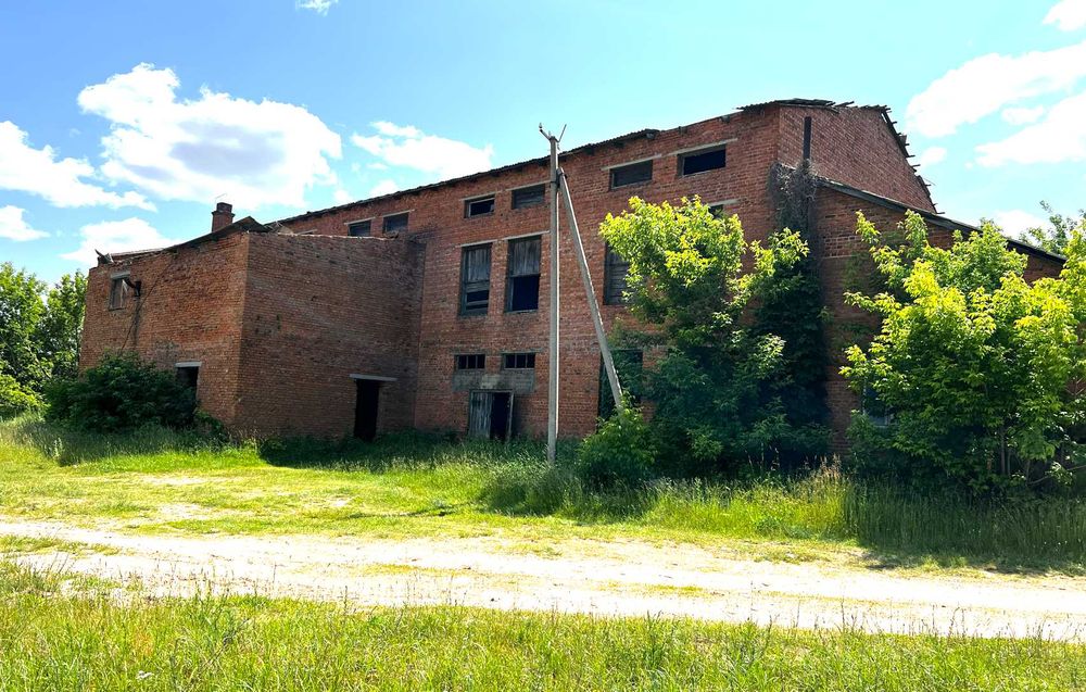 Продаж виробничо-складської будівлі | 1 730 м² | с. Квітневе