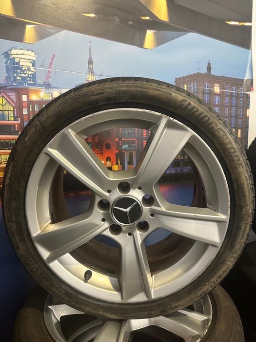 Jantes Mercedes-Benz 18” Originais c/ Pneus Bridgestone – 5x112