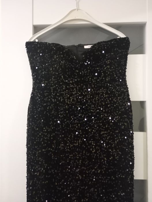 Sukienka czarna cekiny Reserved