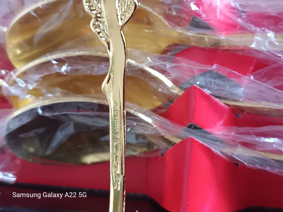 Faqueiro 15 peças banho d'ouro Novo