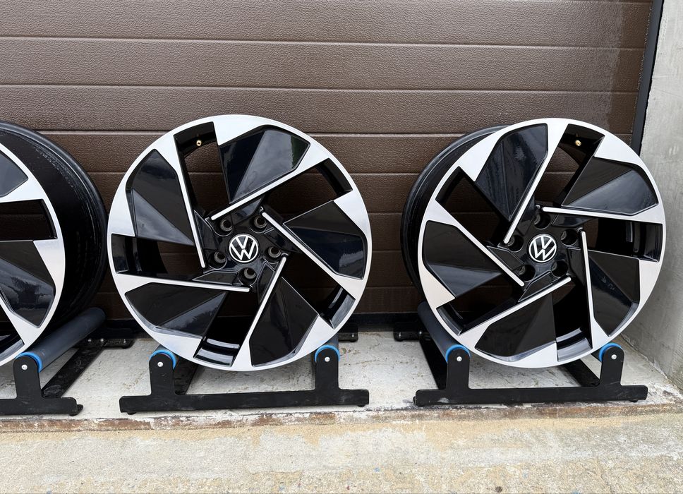 4x felgi aluminiowe 5x112 r18 et50 7,5J Alufelgi Oryginał VW 18”