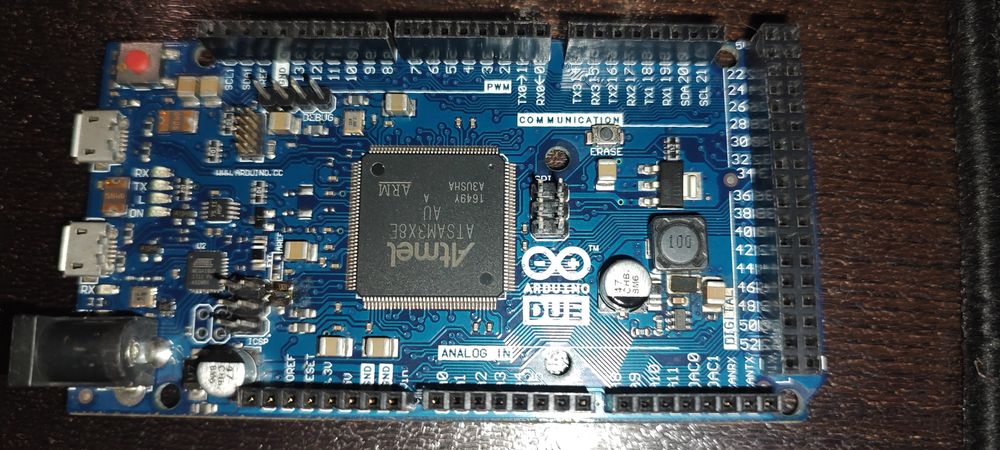 Arduino Due ARM Cortex-M3 32 bit Atmel AT91SAM3X8E