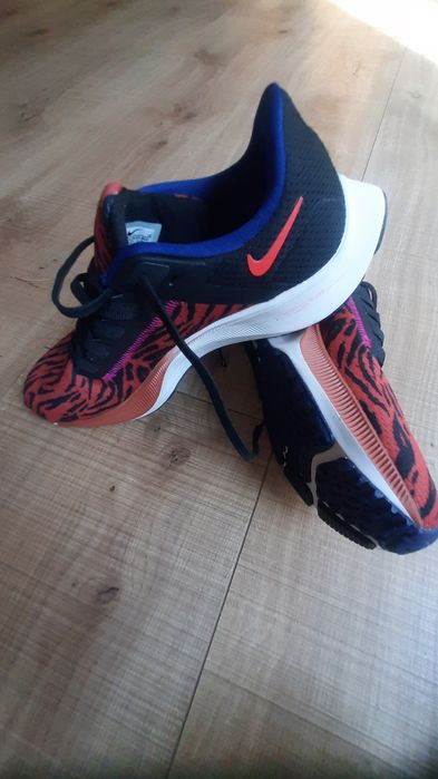 Adidasy Nike Air Pegasus model 38