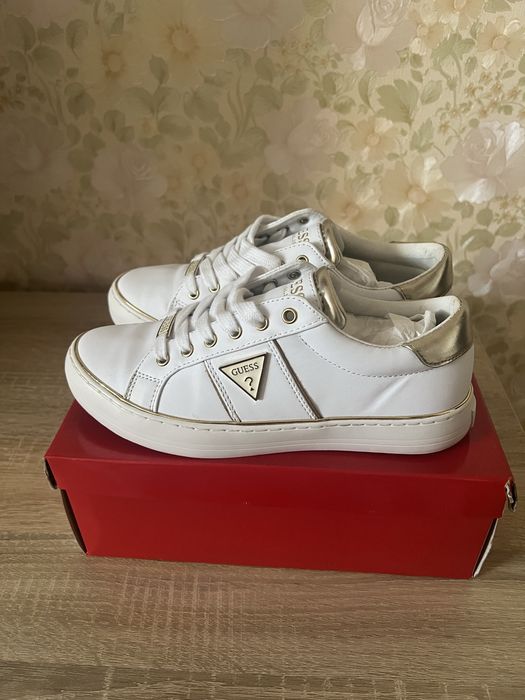Кеди   Guess оригінал білі